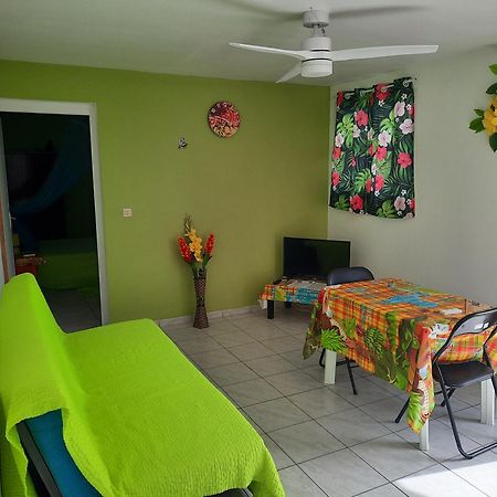 La Casa Binecha Avec Jacuzzi Villa Baillif Екстериор снимка