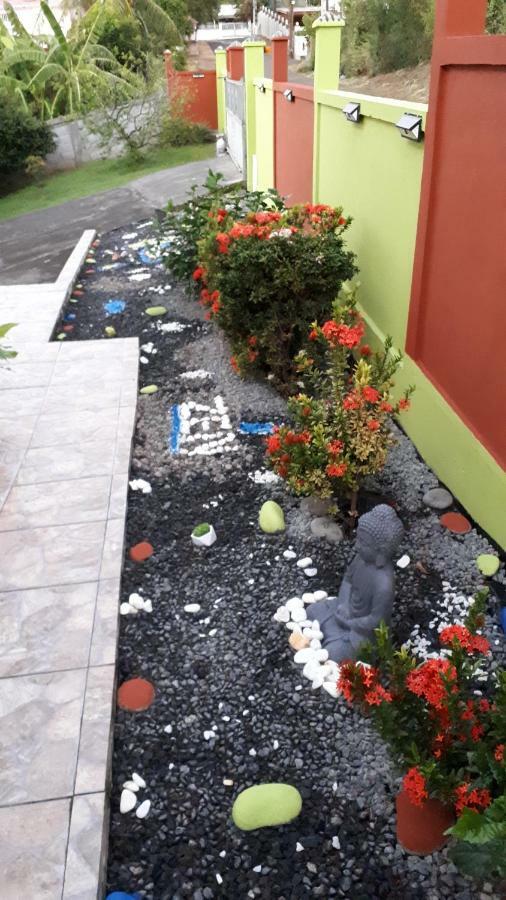 La Casa Binecha Avec Jacuzzi Villa Baillif Екстериор снимка